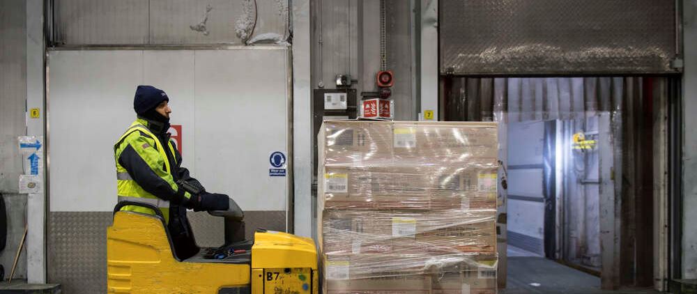 Step into a New Career at Tesco: Apply Today!